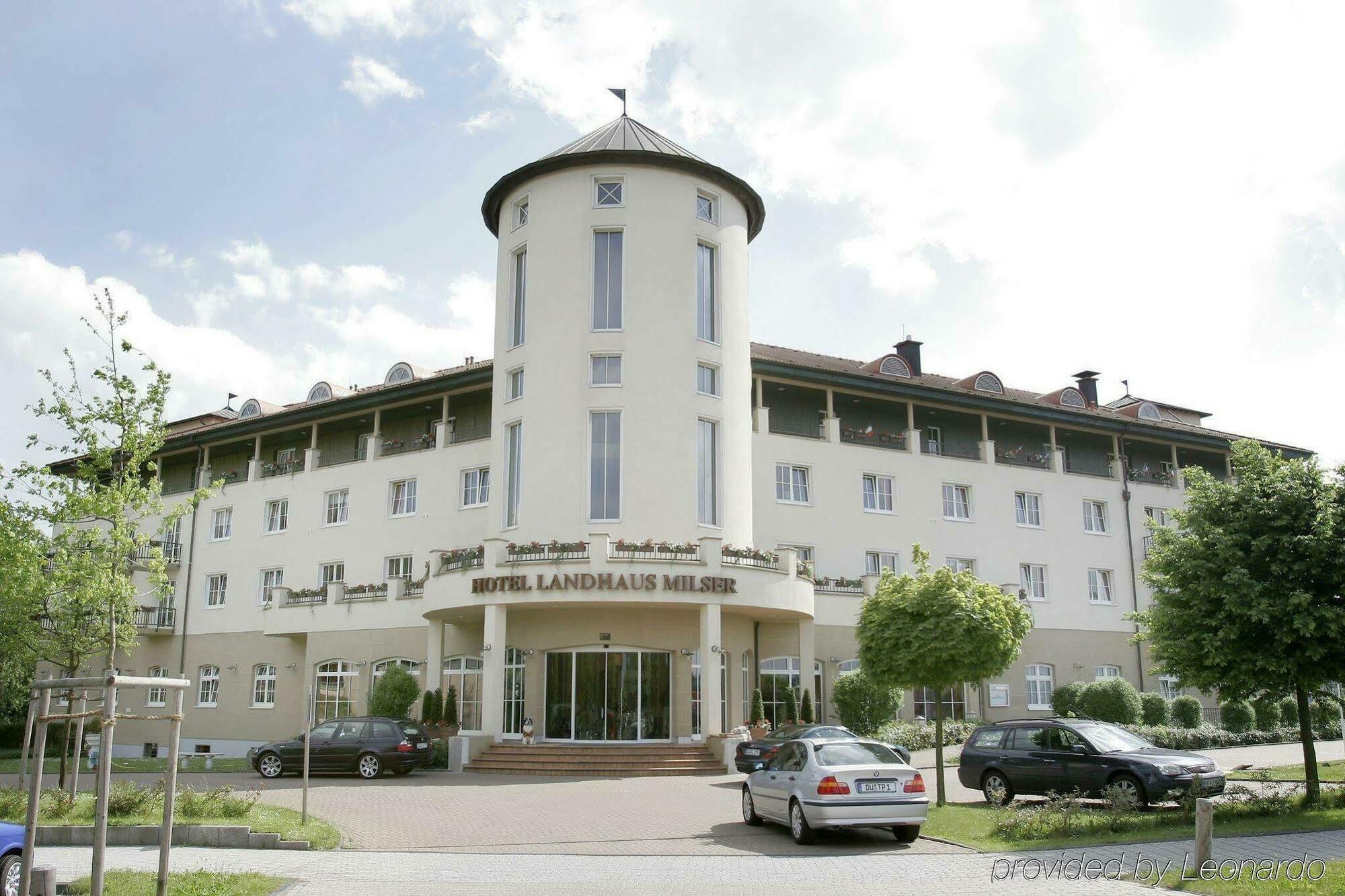 Hotel Landhaus Milser Duisburg Exterior foto